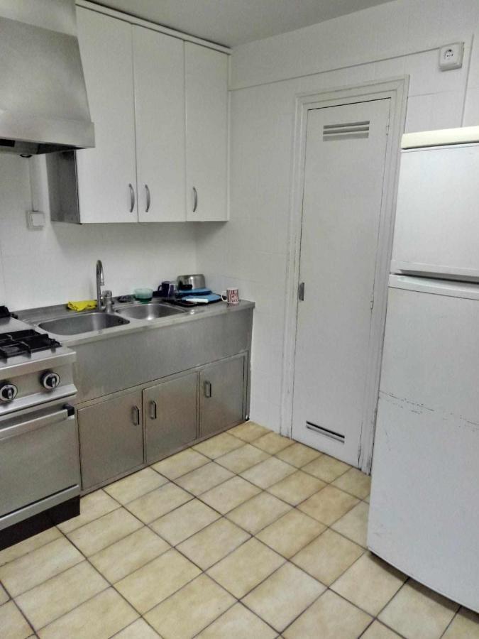 Residencia 12 Octubre Alojamento de Acomodação e Pequeno-almoço