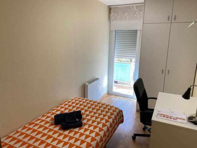 Alojamento de Acomodação e Pequeno-almoço Residencia 12 Octubre