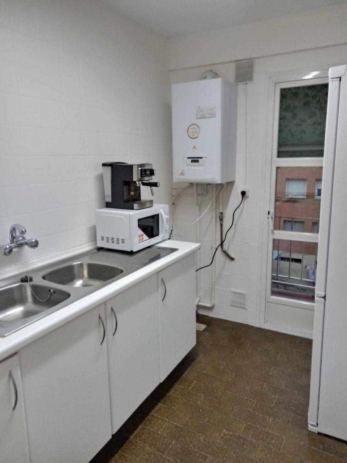 Residencia 12 Octubre Alojamento de Acomodação e Pequeno-almoço